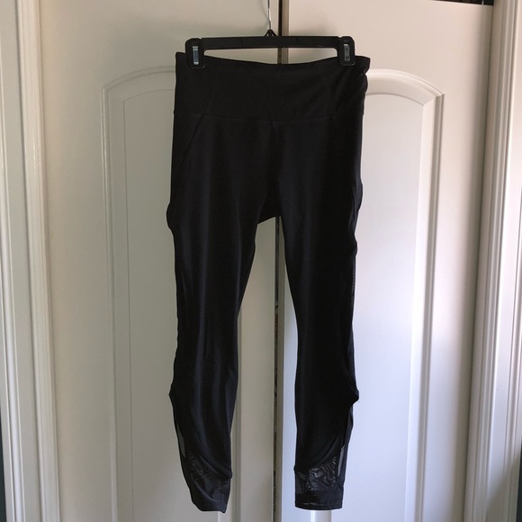 Athleta Pants - Athleta 7/8 Tight